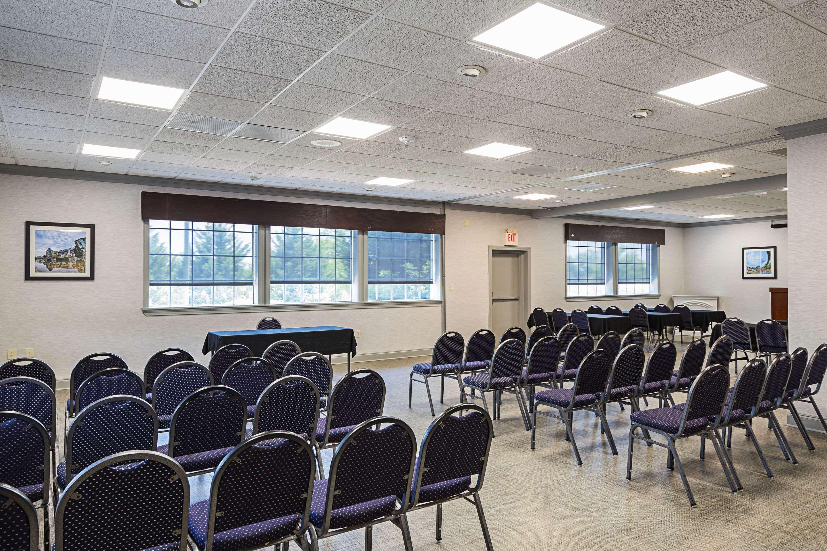 Quality Inn & Suites Greenville - Haywood Mall Buitenkant foto