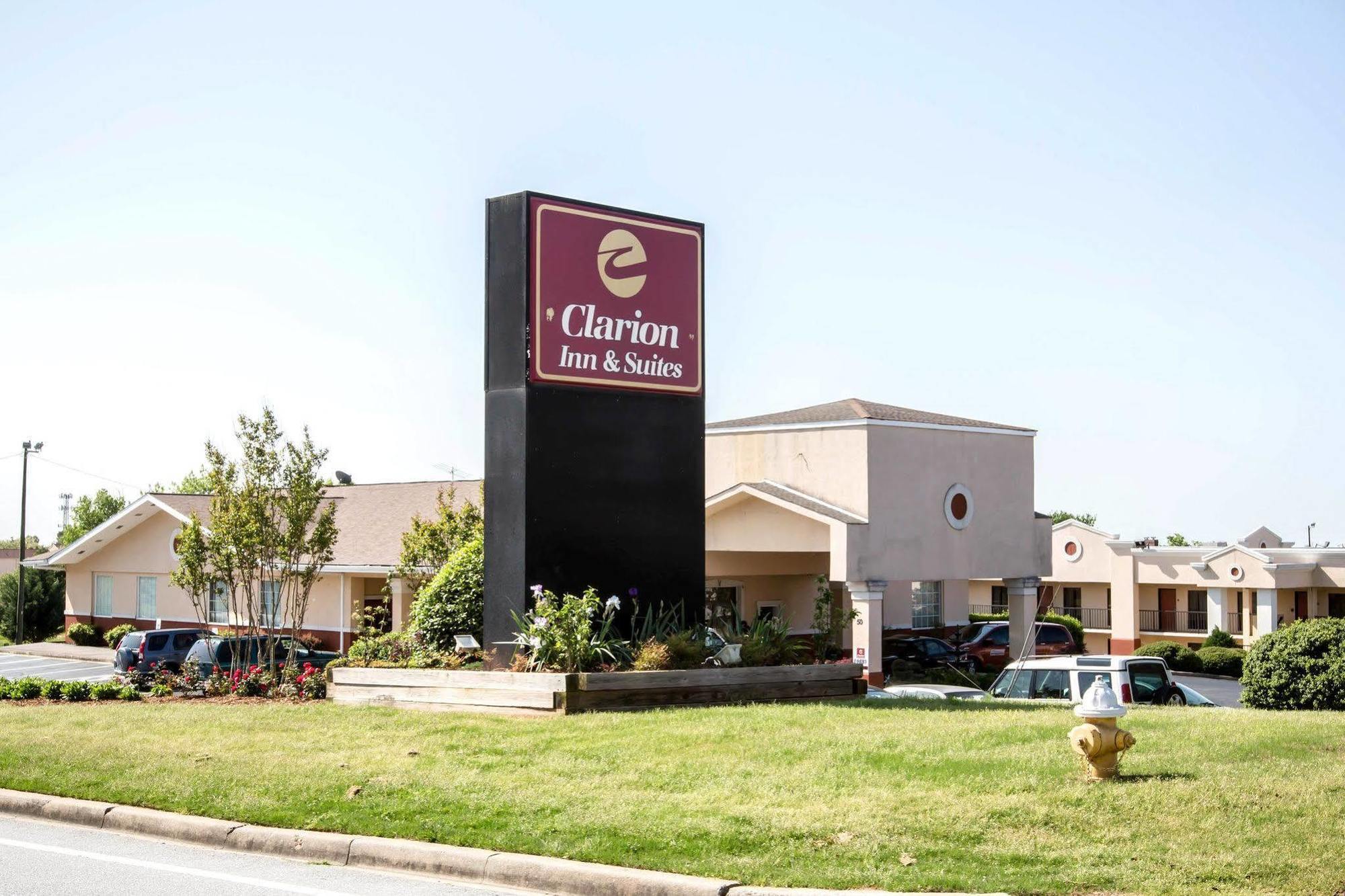 Quality Inn & Suites Greenville - Haywood Mall Buitenkant foto